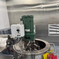 Precision Stainless Jacketed Mixing Tank image 0